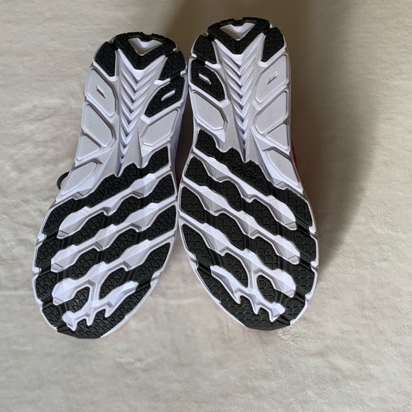 HOKA Clifton 08 Women's Road Running Shoe - Picture 12 of 15